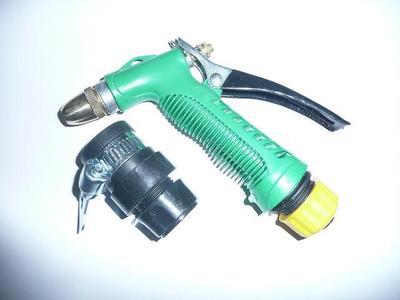 專業洗車工具指南 洗車水管、水管支架及噴槍用品選購與推薦